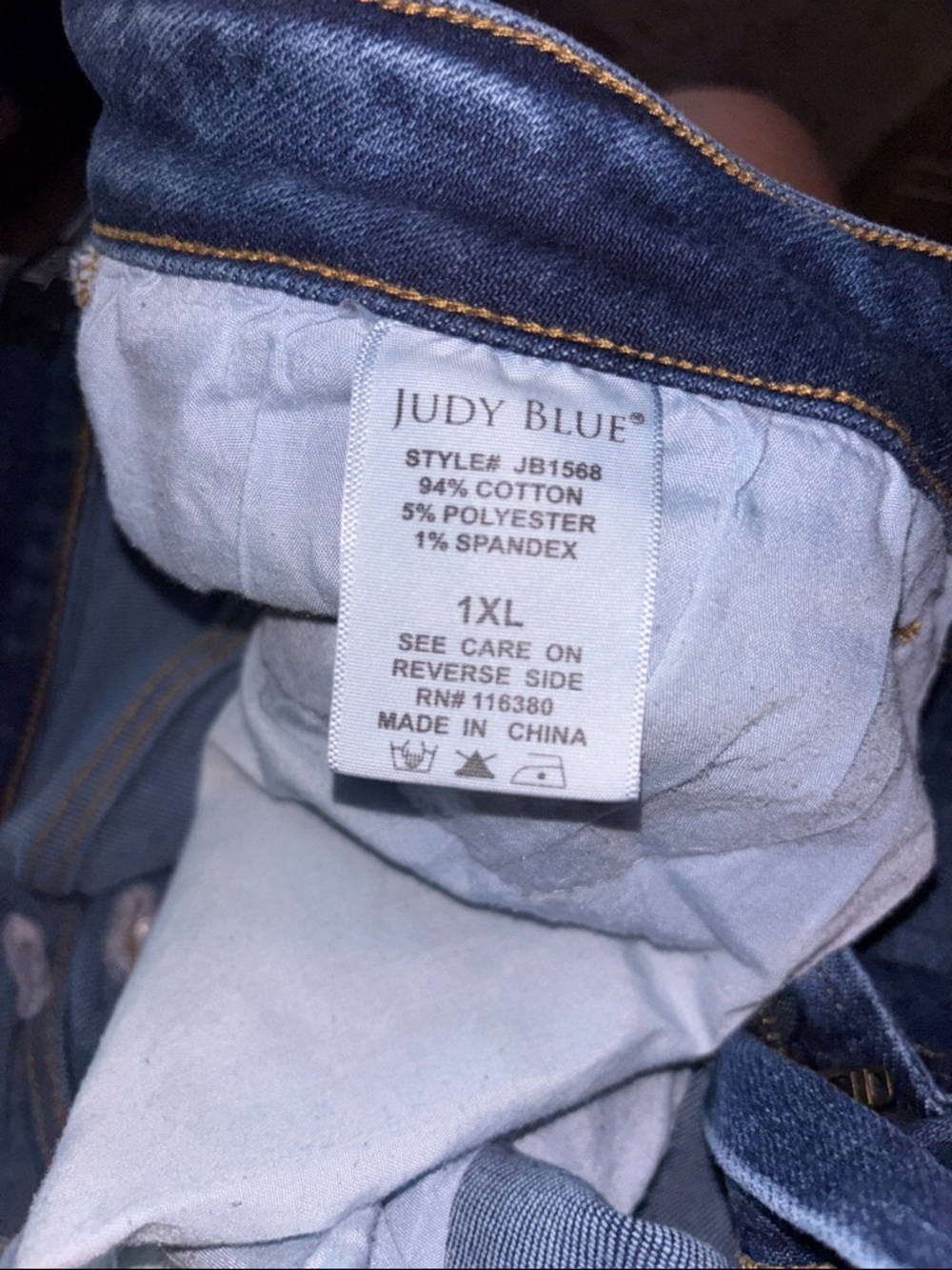 Judy Blue stretch denim cut off shorts - Picture 5 of 6